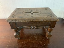 wooden bench