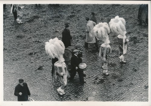 Binche 1950 fête des - -,
