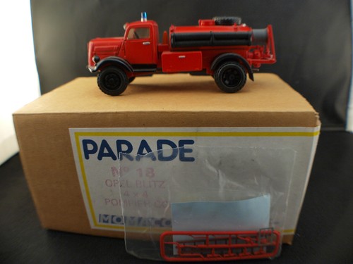 Parade opel blitz - 18,