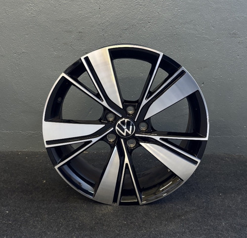 Genuine golf viii - genuine, &