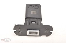 FIAT 600 E USB Connecteur