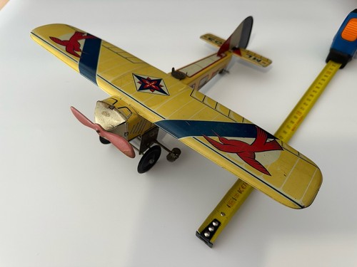 Avion tôle superbe état - ml,
