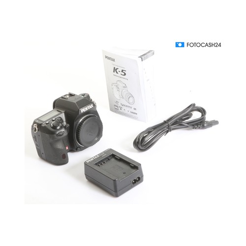 Pentax top - +,