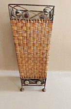 Porte-parapluie en rotin