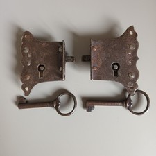 anciennes serrures de meuble