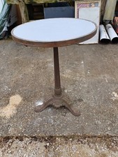 Table de Bistrot Fonte et