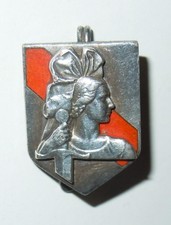 INSIGNE BATIMENT DE LIGNE "