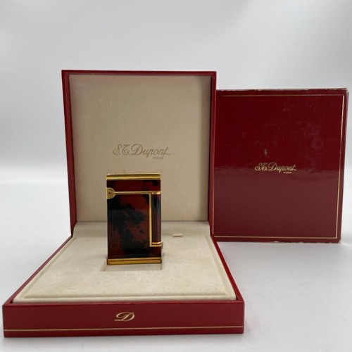 Authentic briquet à - à, gaz