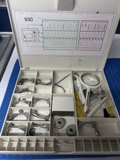 Bernina 930 ? Accessories Box with 10 Feet + Tools