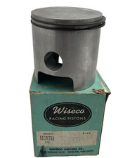 HIRTH 200R 372CC ENGINE STANDARD BORE PISTON WITH RINGS WISECO BRAND 2046PS