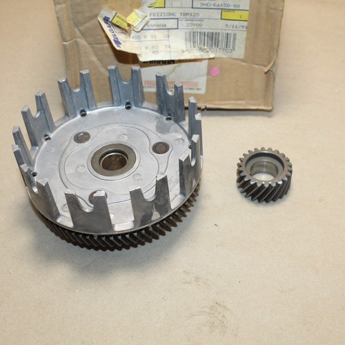 Cloche embrayage 125 r - d, dt