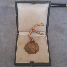 Rare Romanian Red Croux Nurse SSBM Medal 1914 1918