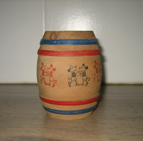 Ancienne tirelire bois - ancienne,