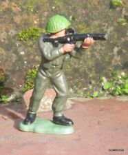 FIGURINE BRITAINS HONG KONG / SOLDAT ANGLAIS TIREUR