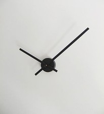 grande horloge design géante