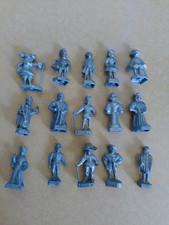 Lot De 15 FIGURINES  STARLUX 