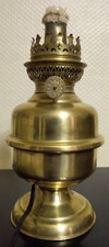 Pied de lampe, laiton, style lampe à pétrole avec bobèche, ampoule à vis TBE