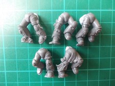 Warhammer 40K - 5 Space Marine Vanguard Veteran Leg's - 40k bits