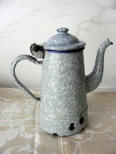 Très ancienne petite