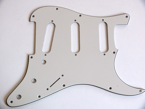 New pickguard stratocaster sss - pickguard,