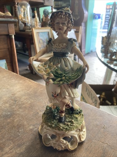 Capodimonte fillette au - -,