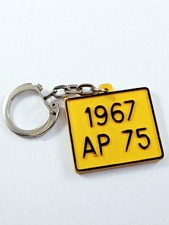 KEYRING - Miniature ALUMINIUM PLATE Registration Dated 1967 Vintage Garages
