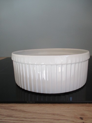 Plat rond haut - plat, à