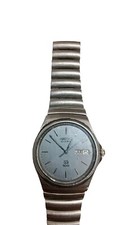  SEIKO SQ 100  Water Resistant