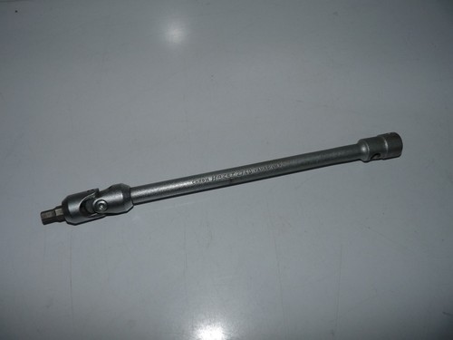 Ancienne clé articulée mâle - articulée,