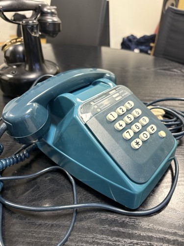 Téléphone cadran - téléphone, à