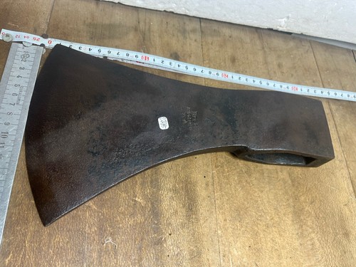 Hache outil ancien bucheron - hache,