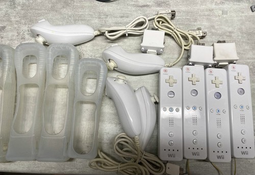 Lot manettes nintendo - lot,