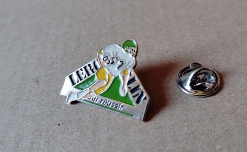 Pin rugby grande enseigne - -,