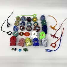 Lot of Takara Tomy Hasbro 2010 Beyblade Metal & Plastic Spinners Launchers