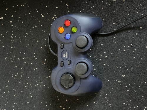 Manette jeu logitech - manette, pc
