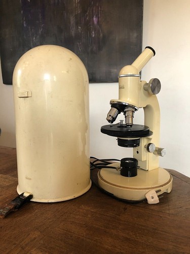 Ancien microscope wild - ",
