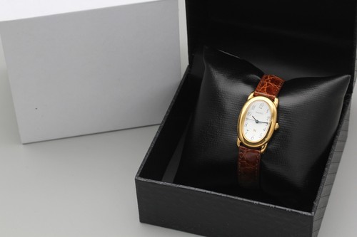 Presque comme neuve montre - comme,