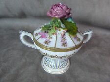 NICE LITTLE ANTIQUE PORCELAIN CUP.