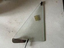 Vitre custode avant conducteur