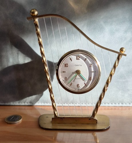Réveil horloge de - /, table