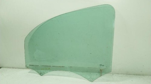 8200439460 vitre porte avant