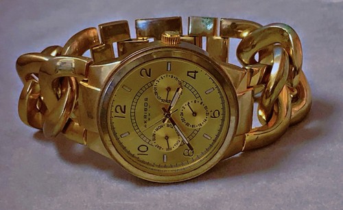 Vtg akribos xxiv montre - vtg,