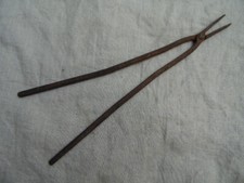 PINCES TRES ANCIENNES EN FER