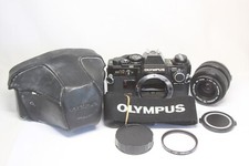 Appareil photo argentique Olympus OM-10 + objectif S Zuiko Auto-Zoom 35-70 mm...
