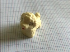 PETIT CHIEN CANICHE OU AUTRE