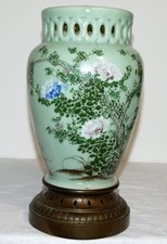 ANCIEN VASE PORCELAINE