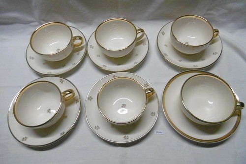 Tasses soucoupes en - et,