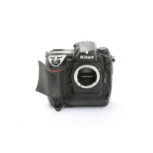 Nikon d2xs c - nikon, +