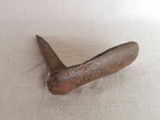 OUTIL ANCIEN PIED  ENCLUME DE