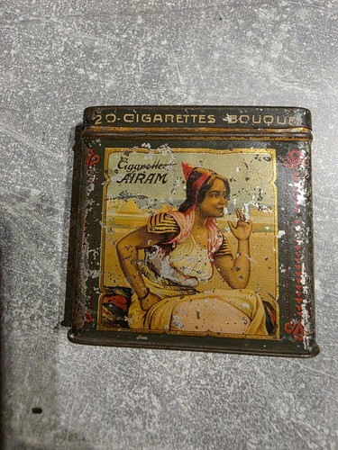 Boîte publicitaire cigarettes - boîte,